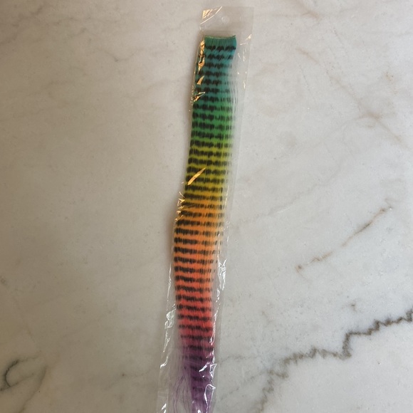 16" synthetic hair / clip on extension - Picture 2 of 11